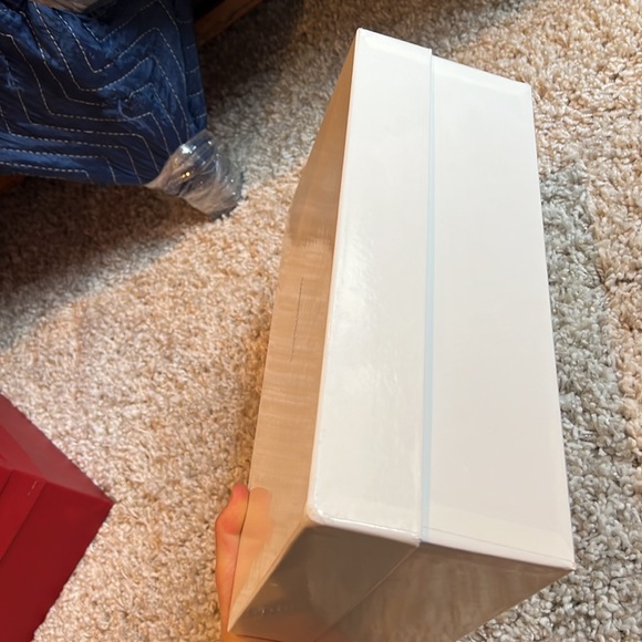 Common projects show box - Picture 2 of 2